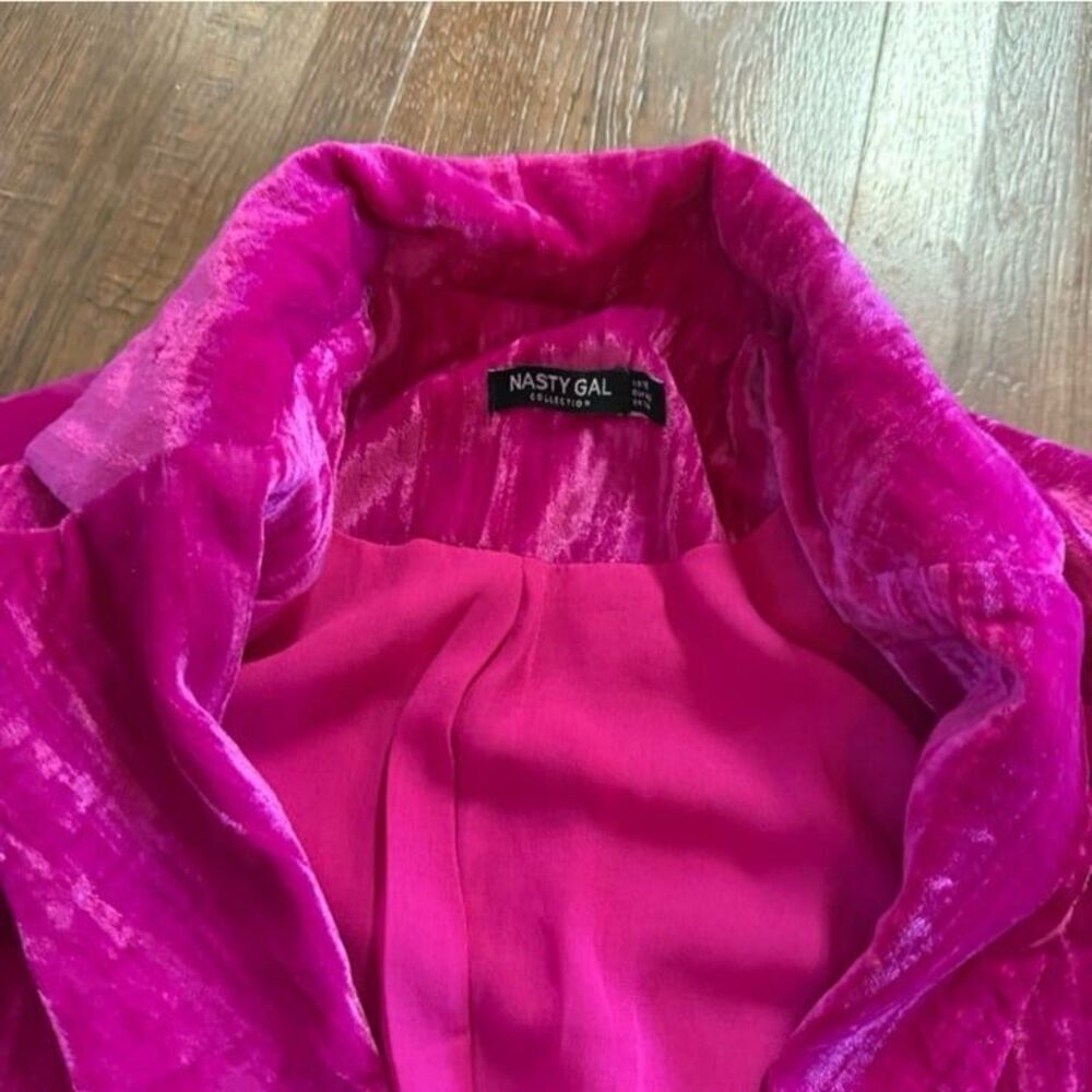 Nasty Gal Hot Pink Crushed Velvet Blazer Size 10 | Statement Party Jacket - Picture 4 of 10